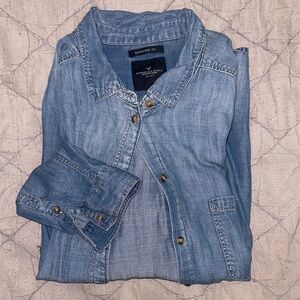 American Eagle Denim Buttom Down